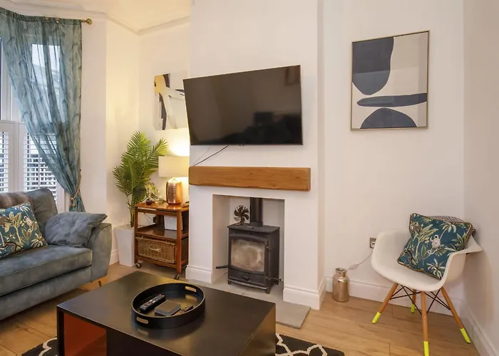 18 Darnborough בית נופש